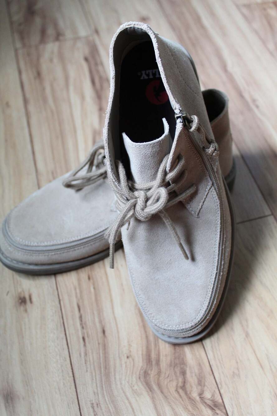Billy Footwear Men's 8.5M Billy Chukka Suede Boots